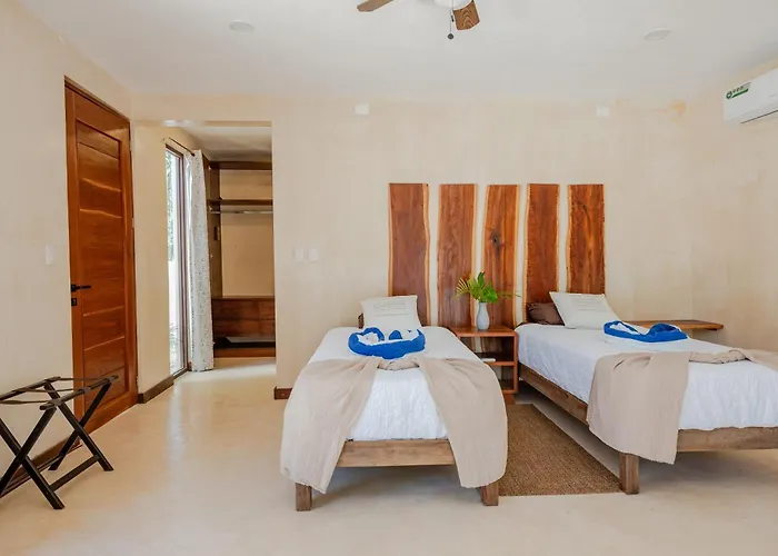 Aparthotel Ahal,