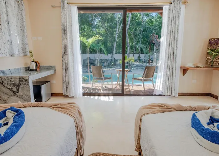 Ahal, Aparthotel
